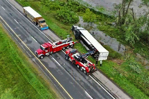 photo of TAC wreckers on emergency call for over turned semi truck